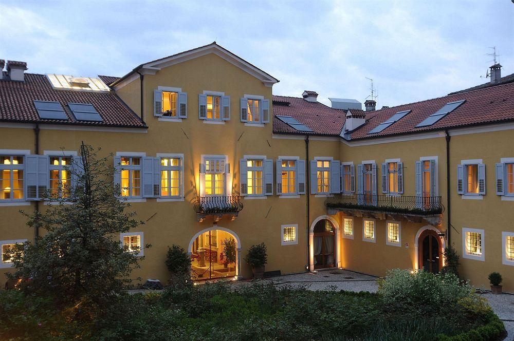 Grand Hotel Entourage - Palazzo Strassoldo Gorizia Exteriör bild