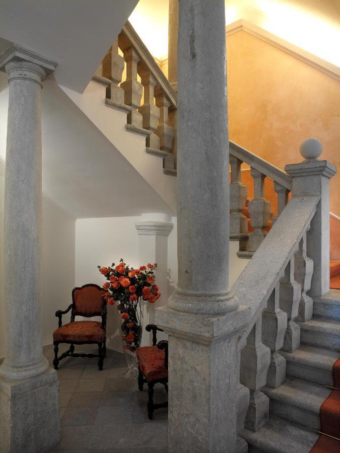 Grand Hotel Entourage - Palazzo Strassoldo Gorizia Exteriör bild